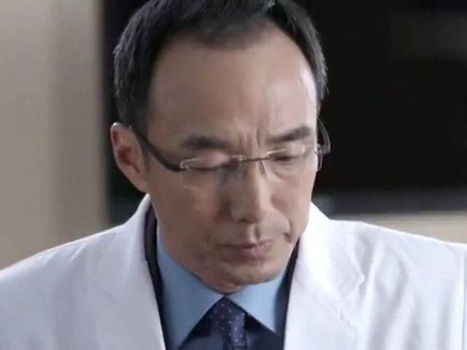 产科医生曲院长的扮演者?(产科男医生导演是谁)