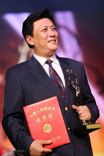 大丈夫里有唐国强吗？（大丈夫副导演是谁）