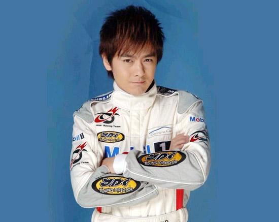 林志颖羽泉主持的赛车综艺节目?(炫风车手导演)