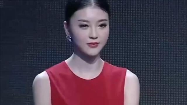富豪上非诚勿扰装穷女孩爆灯是哪一期？（非诚女当众表白导演）