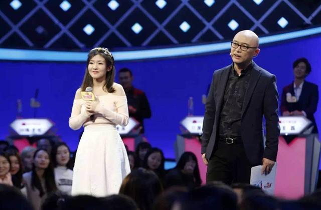 富豪上非诚勿扰装穷女孩爆灯是哪一期?(非诚女当众表白导演)