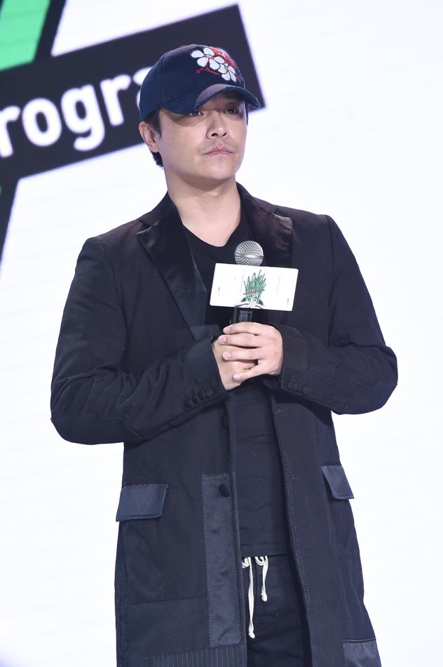 消失的你导演是陈思诚吗?(最年轻有为的导演)