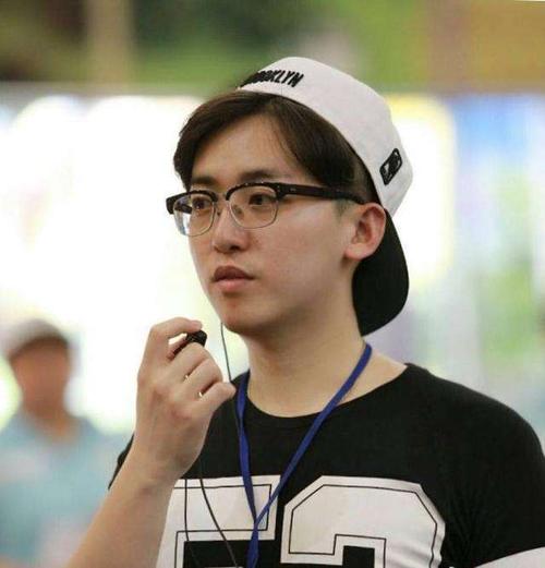 奔跑吧换了几个导演？（奔跑吧五导演是谁）