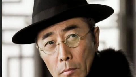 卧底胡太太的扮演者是谁演的？（卧底赵达版导演）