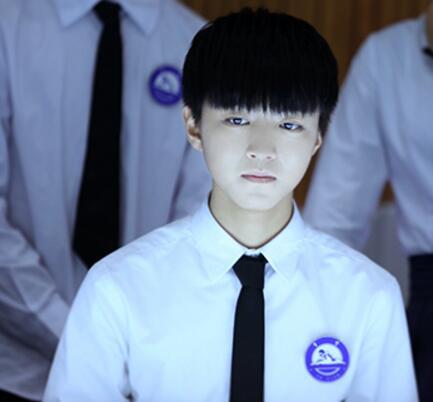 超少年密码是几几年的？（超少年密码导演郑芬芬）