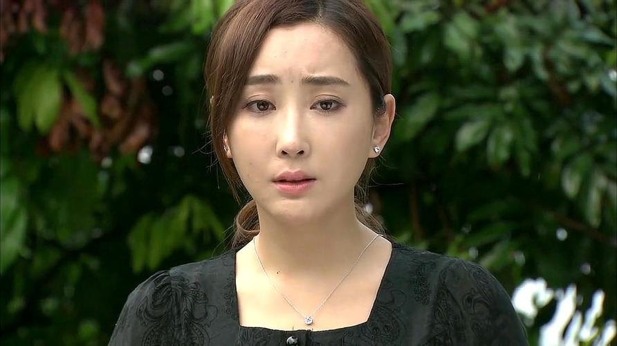 顾然和思佳什么电视剧？（易寒导演 哪年生）
