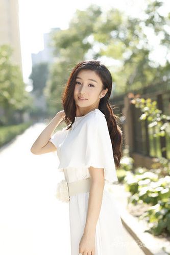 顾然和思佳什么电视剧?(易寒导演 哪年生)