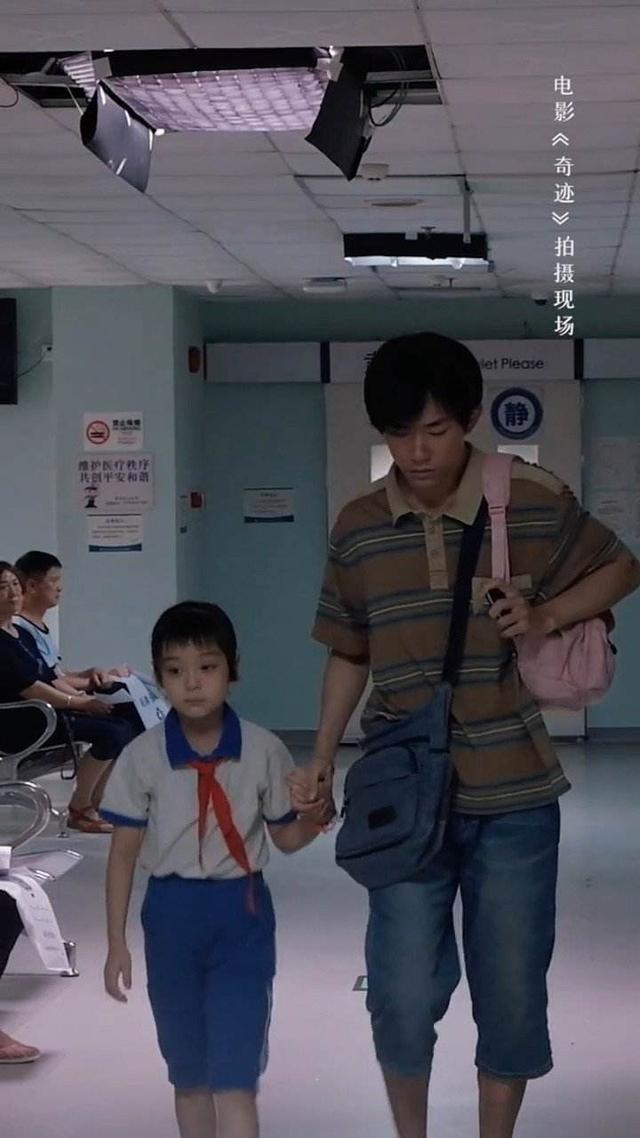 奇迹笨小孩粤语插曲？（天堂奇迹导演）