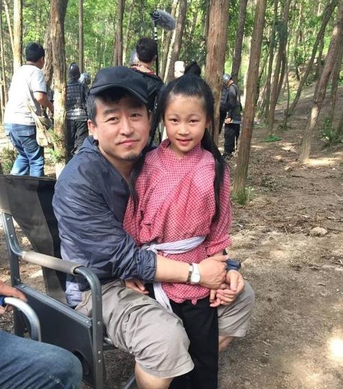 怎么找导演拍戏，我想当童星？（导演教演员演戏视频）