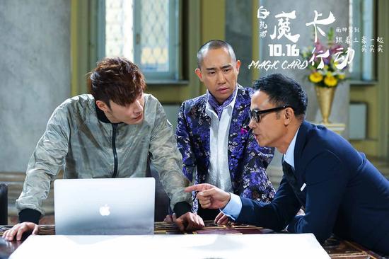 魔卡行动是谁主演的?(姜国民导演的电影)