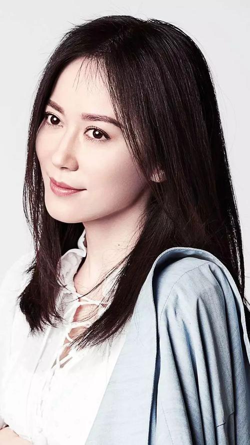 俞飞鸿演富婆的电视剧？（许鞍华导演的爱情片有哪些）