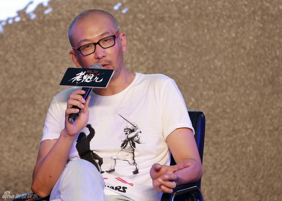 狂飙导演是管虎吗？（当过兵的导演）