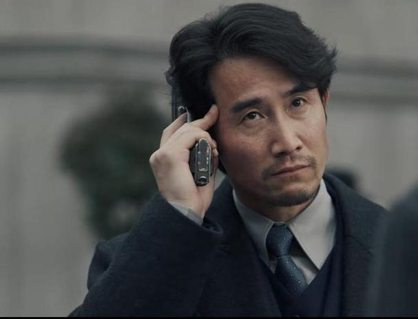 无间中方立忍是谁演的?(李鼎 导演)