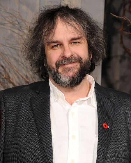 魔戒的电影是谁导演的?(peter jackson 导演)