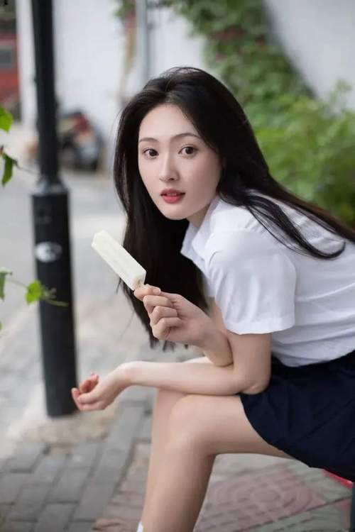 刘玮婷导演、编剧百科在哪里查找?(搜索者的导演)