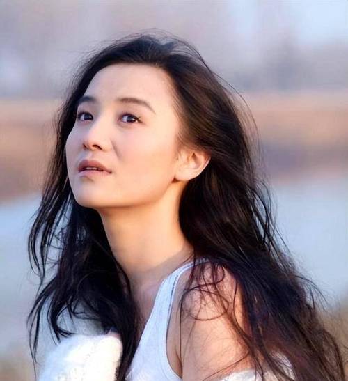 宋佳在ktv唱歌的电影?(天天把歌唱导演)