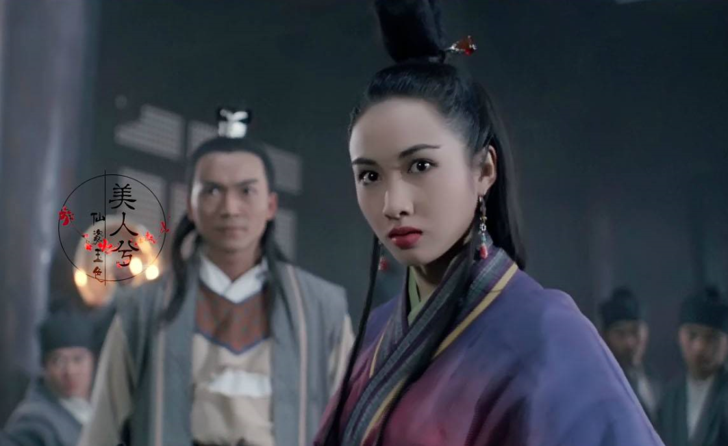 李连杰版的倚天屠龙记里的周芷若是谁演的啊？（王晶导演珠光宝气电影）