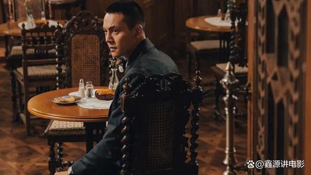 什么电影的剧情是做任务可以得到钱一共有7个任务最后一个任务是在海啸里冲浪?(灵魂冲浪人的导演)
