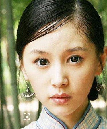 青瓷里面的欣然是王子文吗？（青瓷电视剧导演）
