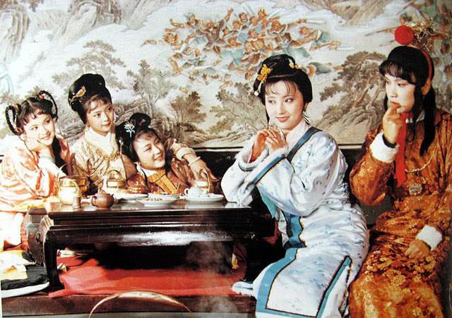 红楼梦的,故事名称?(女体宴导演)