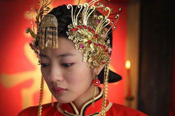 锁清秋为什么要把女主写死？（锁清秋电视剧剧情介绍）