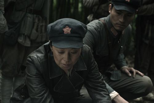 军魂剧情介绍?(电影暖剧情介绍)