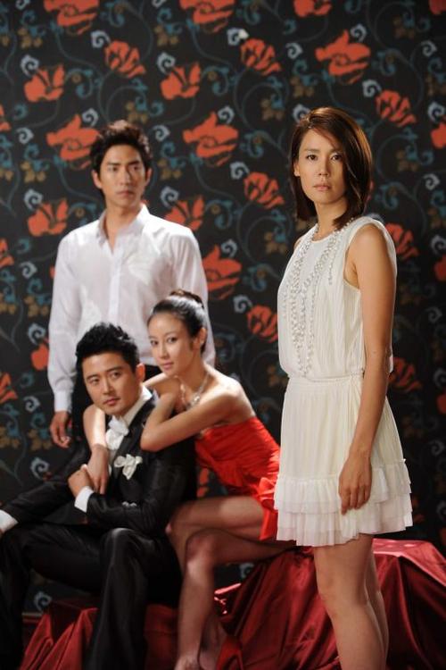 韩剧写表姐妹分别嫁给一对父子的?(韩剧不懂女人剧情介绍)
