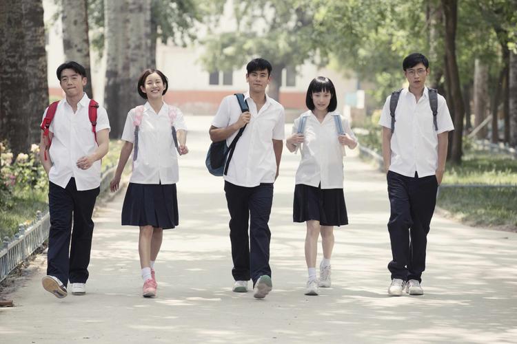 匆匆那年逃跑的女演员是谁?(匆匆那年电影剧情介绍)