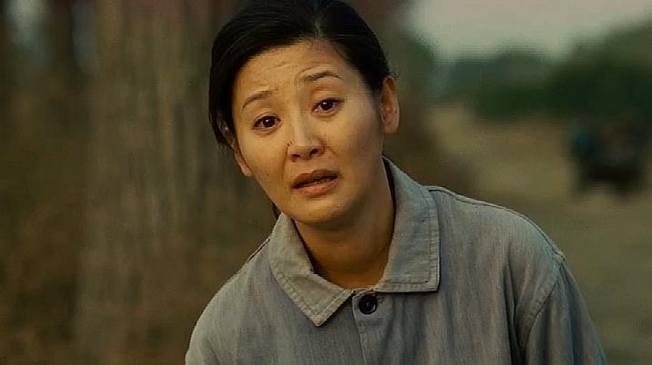电视剧唐山大地震万小达的老婆？（唐山大地震电影剧情介绍）