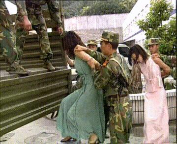 红蜘蛛女犯结局?(红蜘蛛1剧情介绍)
