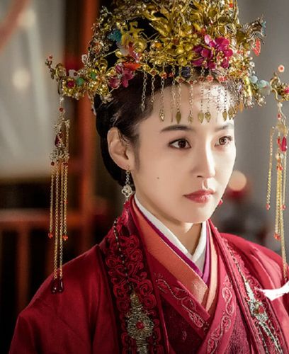 58年闹严府严兰员扮演者?(盘夫剧情介绍)