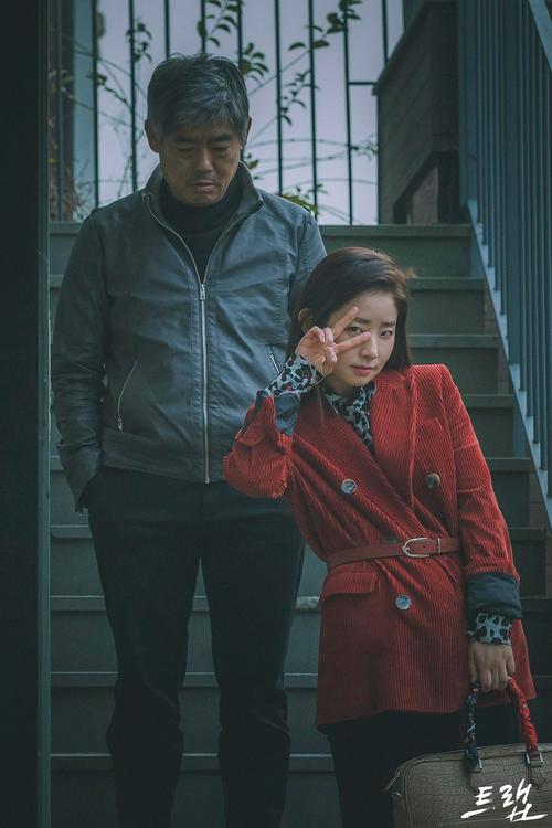 墨西哥电视剧圈套剧情介绍？（圈套剧情介绍）