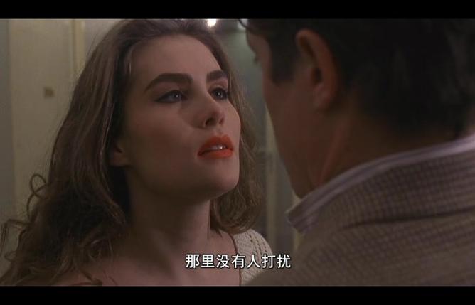 波兰十部必看电影?(苦月亮剧情介绍)