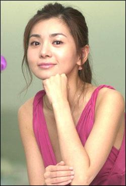 人鱼小姐中善美的扮演者?(完美邻居剧情介绍)