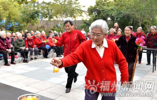 与中老年人互动的游戏有哪些？（性游戏 剧情介绍）