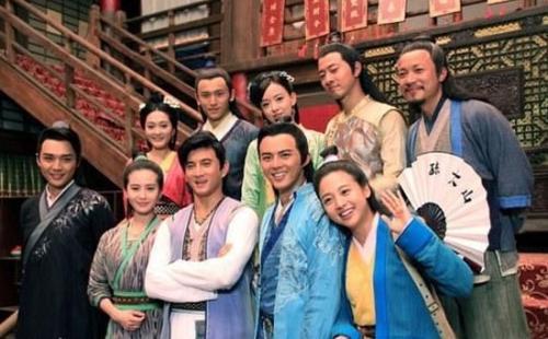 犀利仁师中柳傲天为宋仁仁挨板子是第几集?为了什么挨打？（犀利仁师剧情分集介绍）