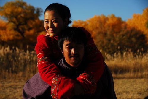暖秋结局是什么?(胡杨女人剧情剧情介绍)
