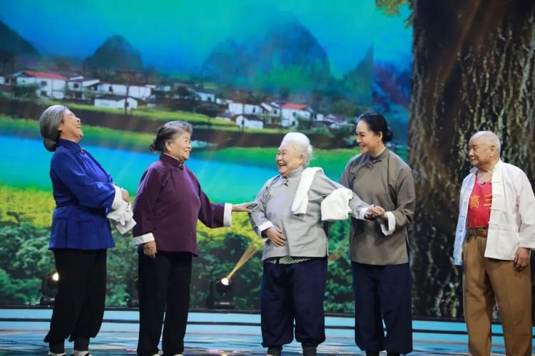 豫剧经堂孝母剧情介绍？（母与子剧情介绍）