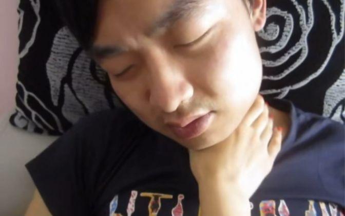 男生掐脖子是什么行为？（剧情介绍掐脖子）