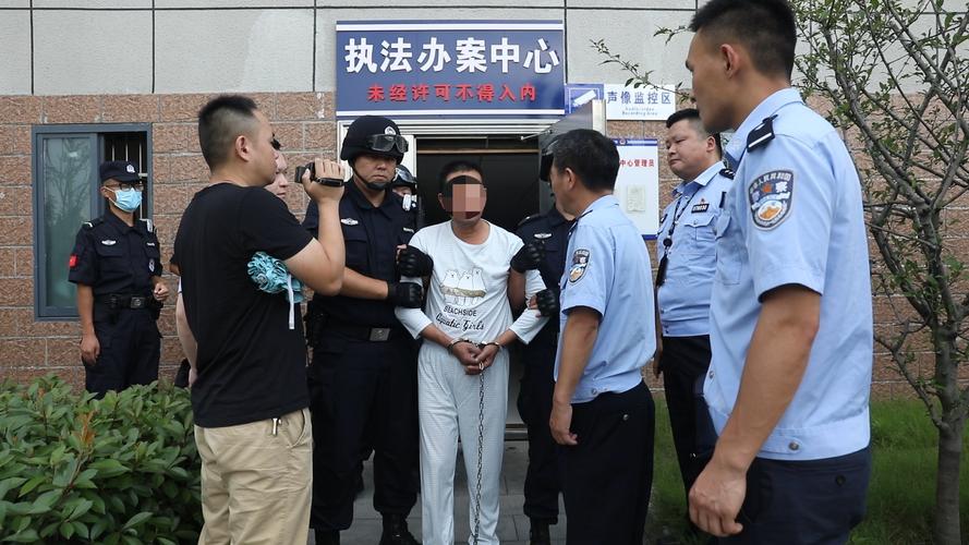 保护命案现场的是民警吗？（命案现场剧情介绍）