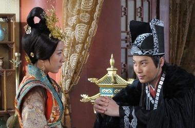 红绣女剧情介绍?(后宫的剧情分集介绍)