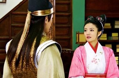 红绣女剧情介绍?(后宫的剧情分集介绍)