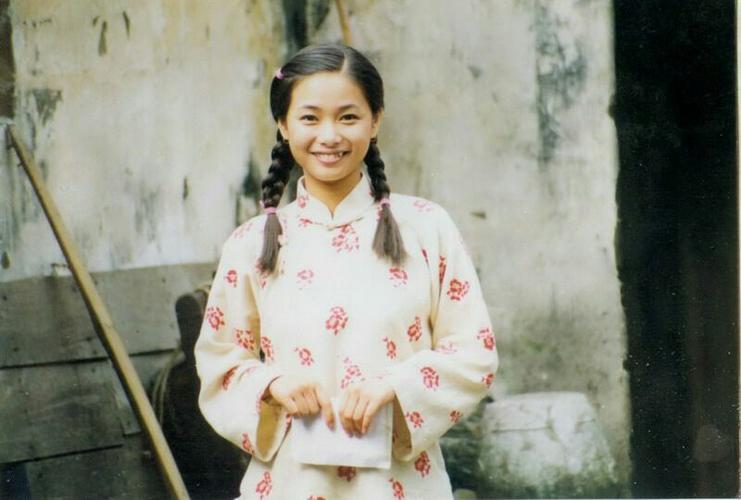 草房子白雀(二)主要内容?(俺小草电视剧剧情介绍)
