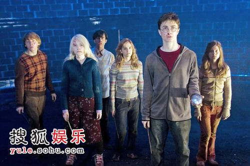 《哈利波特7》的主要内容是?(婚姻危机7剧情介绍)