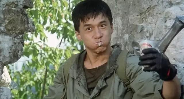 成龙剪短发的电影?(电影龙虎情剧情介绍)