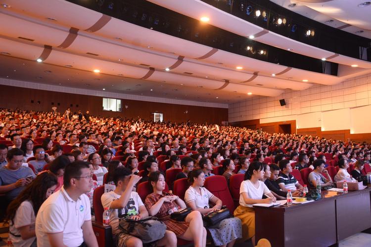 一代匠师天秋的结局?(巨匠 剧情介绍)