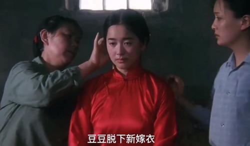 电影红月亮剧情详细介绍?(红色剧情介绍介绍)
