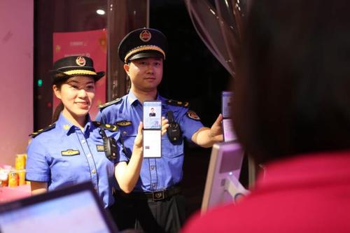 城管执法以后后会并入警察队伍吗?(未来警察剧情介绍)