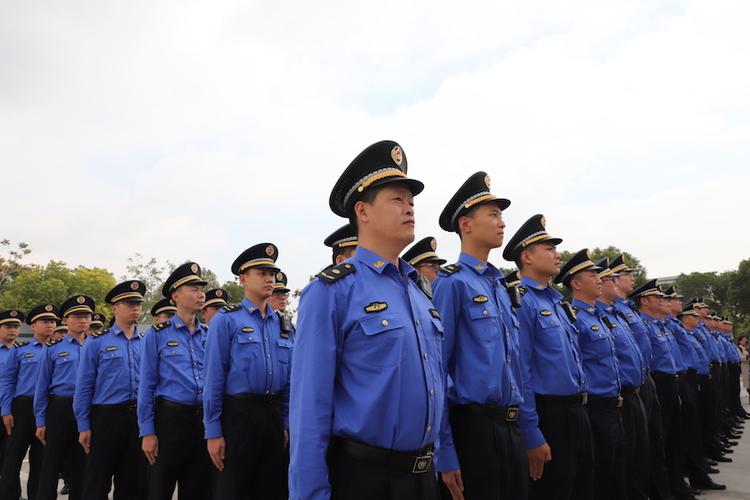 城管执法以后后会并入警察队伍吗？（未来警察剧情介绍）