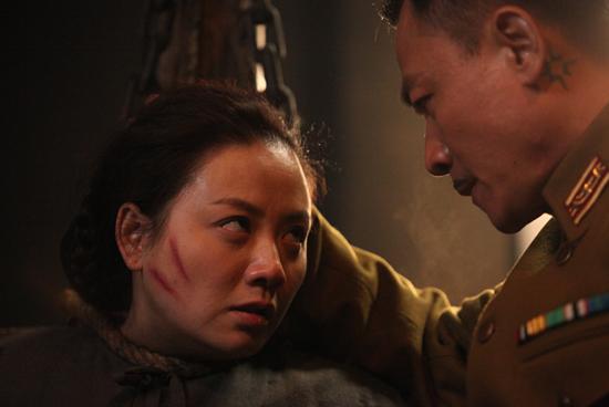 40集电视连续剧小花剧情介绍？（人家分集剧情介绍）
